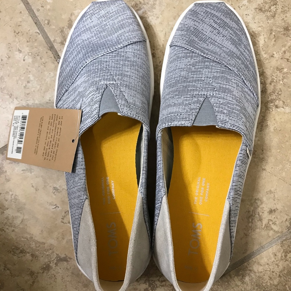 Tom’s Men’s 8.5 Cupsole Convertible NWT